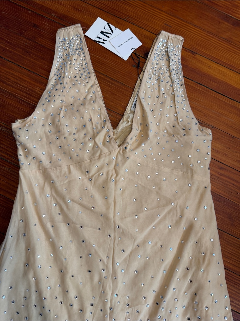 NWT  Zara Champagne Beige Sleeveless V-Neck Crystallized Mini Dress Size Medium - Picture 4 of 5